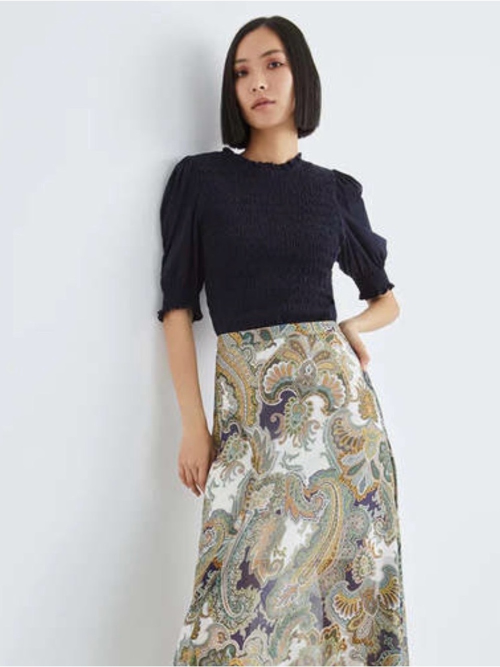 Veronica Beard - Smocked Puff-Sleeve Top in Navy - Picture 7 of 8
